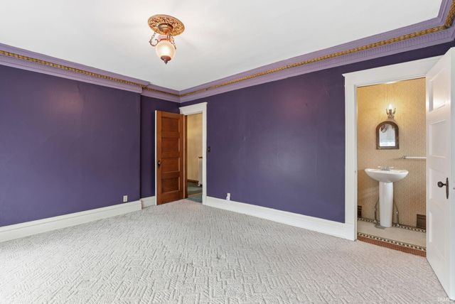 206 S Main Street, Ligonier, IN 46767