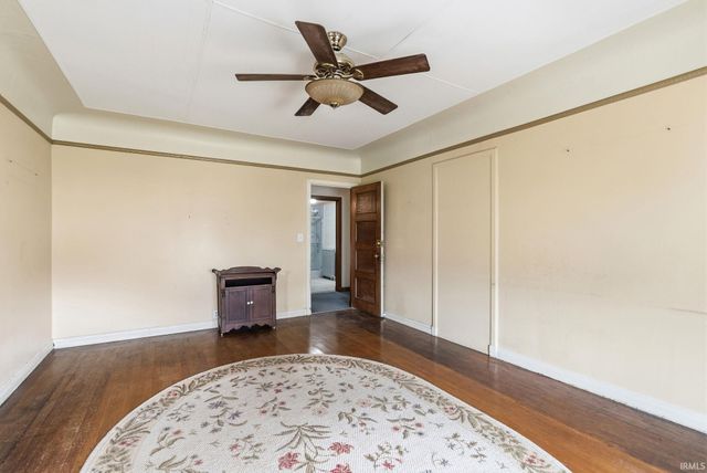 206 S Main Street, Ligonier, IN 46767