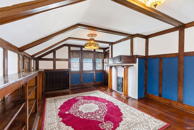 206 S Main Street, Ligonier, IN 46767