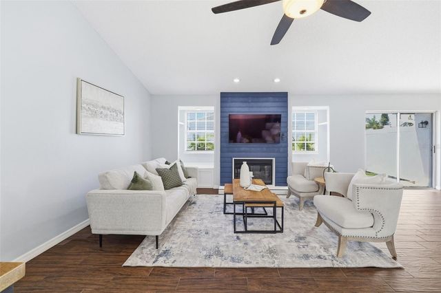 2722 BUCKHORN OAKS DRIVE, Valrico, FL 33594