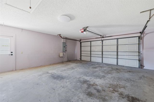 2722 BUCKHORN OAKS DRIVE, Valrico, FL 33594