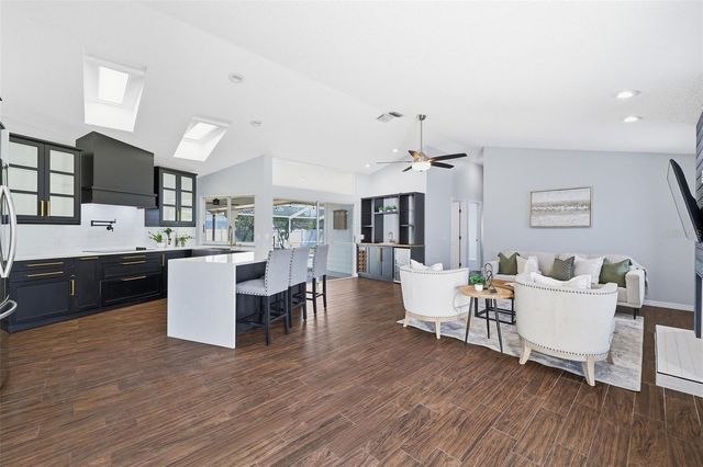 2722 BUCKHORN OAKS DRIVE, Valrico, FL 33594