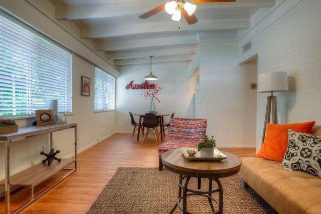 3011 Whitis Ave 203, Austin, TX 78705