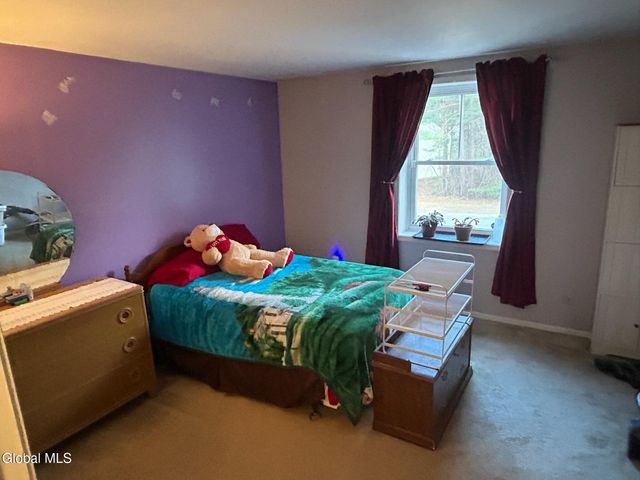 130 Deer Run Drive, Ballston Spa, NY 12020