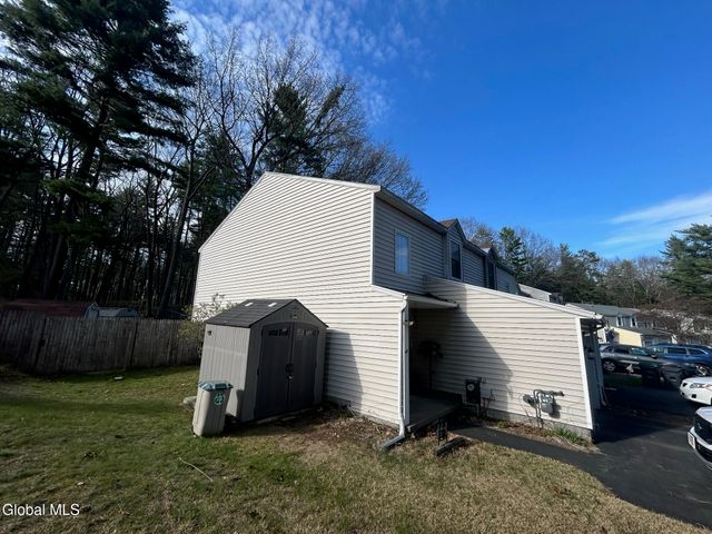 130 Deer Run Drive, Ballston Spa, NY 12020