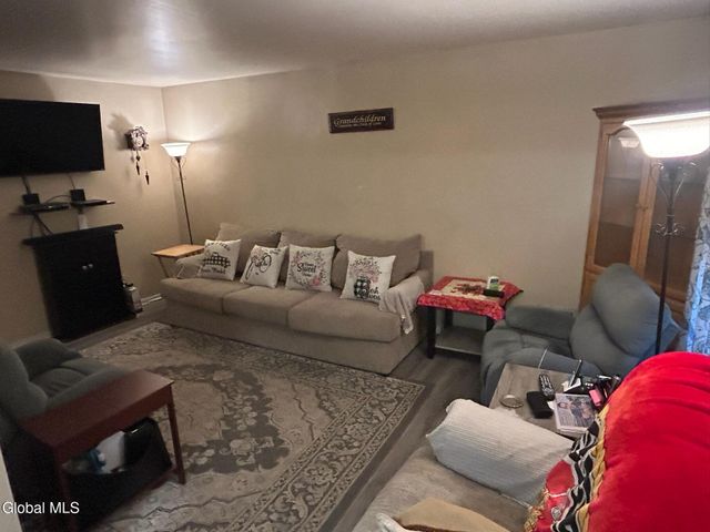130 Deer Run Drive, Ballston Spa, NY 12020