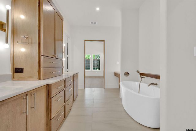 1839 Sentinel Way, Tyler, TX 75703