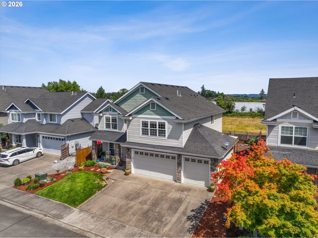 737 JUNE Dr, Molalla, OR 97038