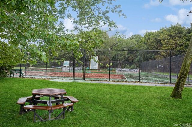 201 Bentley Court E, Saint James, NY 11780