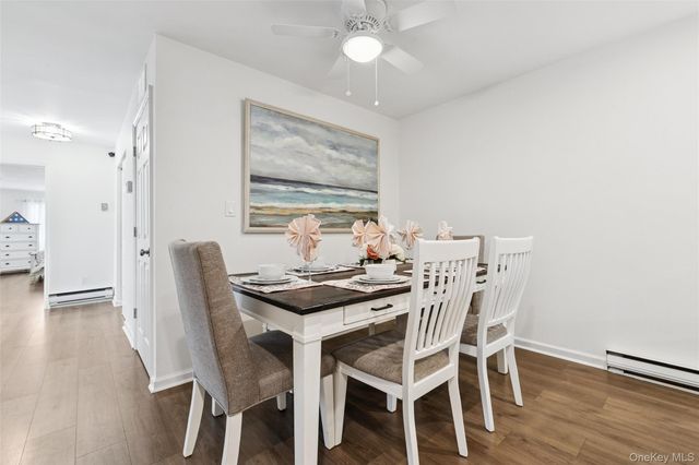 201 Bentley Court E, Saint James, NY 11780