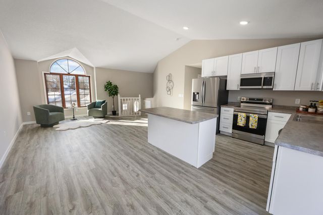 6821 Forest Road, Rockford, MN 55373