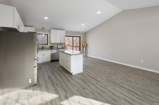 6821 Forest Road, Rockford, MN 55373