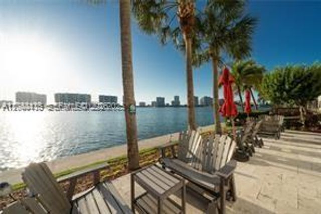 18100 N Bay Rd 304, Sunny Isles Beach, FL 33160