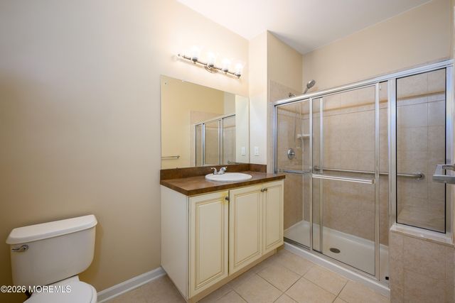 633 Sophee Lane, Lakewood, NJ 08701