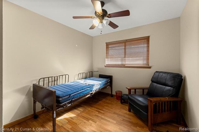 17061 Cicotte Avenue, Allen Park, MI 48101