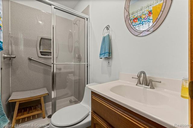 17061 Cicotte Avenue, Allen Park, MI 48101