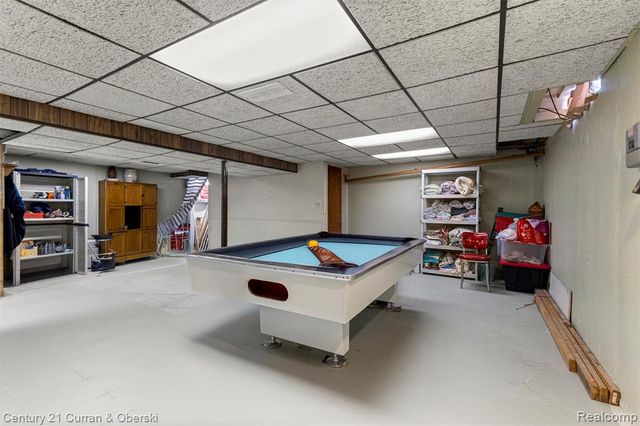 17061 Cicotte Avenue, Allen Park, MI 48101