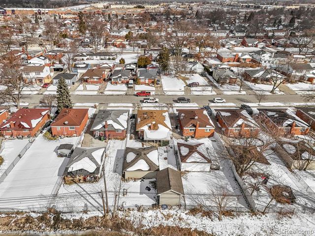 17061 Cicotte Avenue, Allen Park, MI 48101