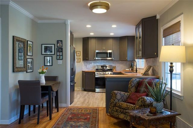 5326 Outlook Street, Mission, KS 66202