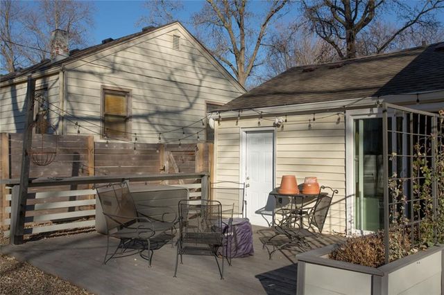 5326 Outlook Street, Mission, KS 66202