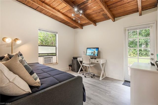 1139 Frank Whiteman BLVD, Naples, FL 34103