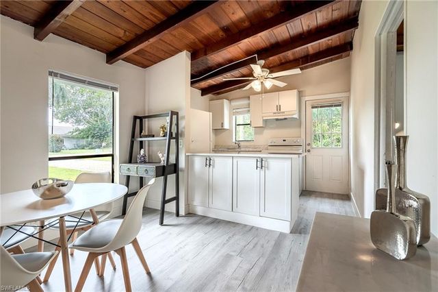 1139 Frank Whiteman BLVD, Naples, FL 34103