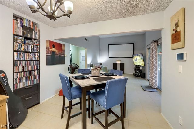 4213 Essex Green Court, Las Vegas, NV 89110