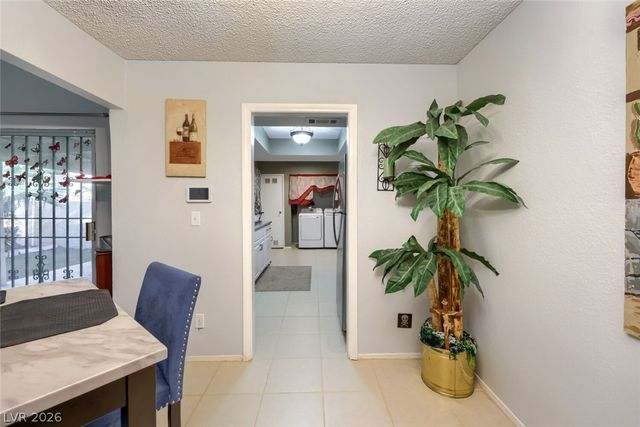 4213 Essex Green Court, Las Vegas, NV 89110