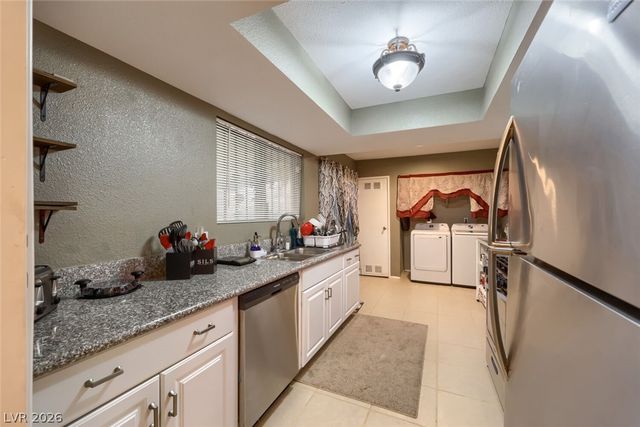 4213 Essex Green Court, Las Vegas, NV 89110