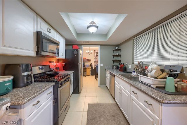 4213 Essex Green Court, Las Vegas, NV 89110
