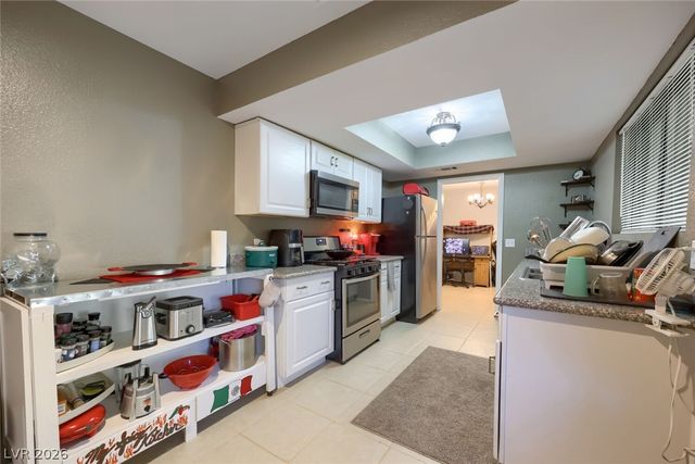 4213 Essex Green Court, Las Vegas, NV 89110