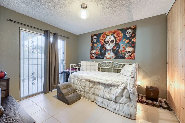 4213 Essex Green Court, Las Vegas, NV 89110