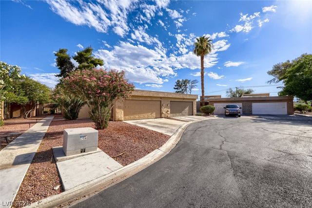 4213 Essex Green Court, Las Vegas, NV 89110
