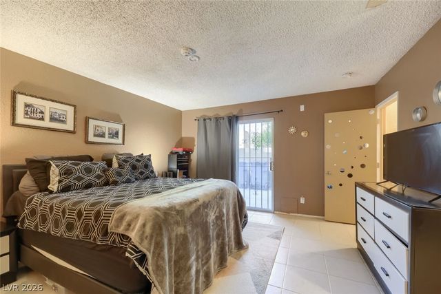 4213 Essex Green Court, Las Vegas, NV 89110