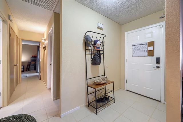 4213 Essex Green Court, Las Vegas, NV 89110