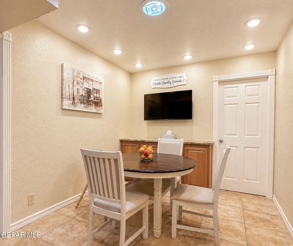 241 NORTHWIND Drive, El Paso, TX 79912