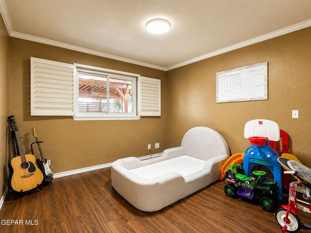 241 NORTHWIND Drive, El Paso, TX 79912