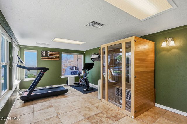 241 NORTHWIND Drive, El Paso, TX 79912