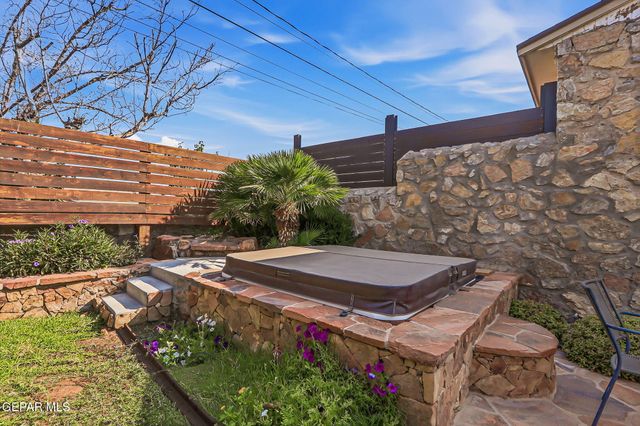 241 NORTHWIND Drive, El Paso, TX 79912