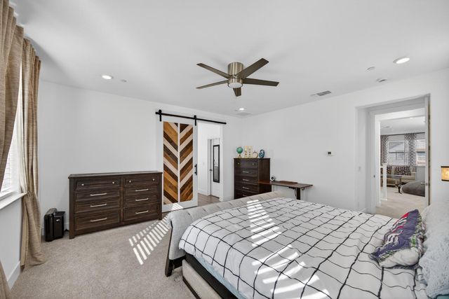 10070 Sea Turtle St, Elk Grove, CA 95757