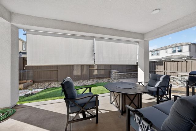 10070 Sea Turtle St, Elk Grove, CA 95757