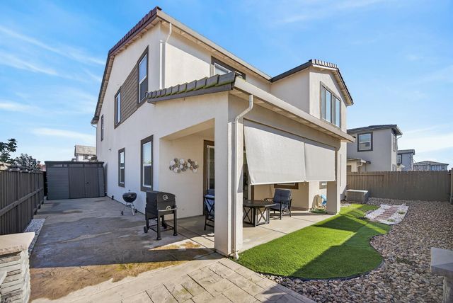 10070 Sea Turtle St, Elk Grove, CA 95757