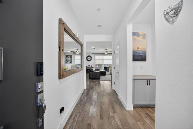 10070 Sea Turtle St, Elk Grove, CA 95757