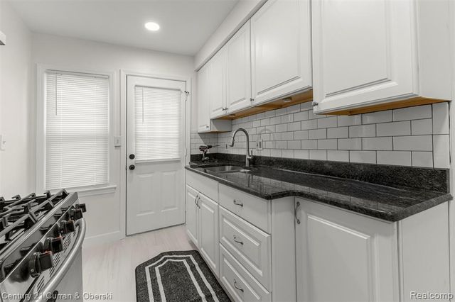 18235 Outer Drive, Dearborn, MI 48128