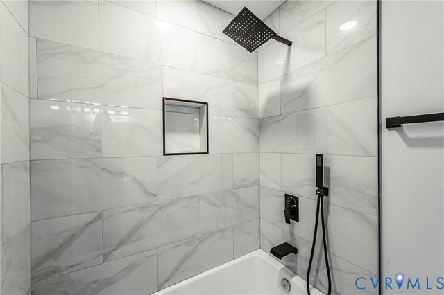 5354 Thornington Dr, North Chesterfield, VA 23237