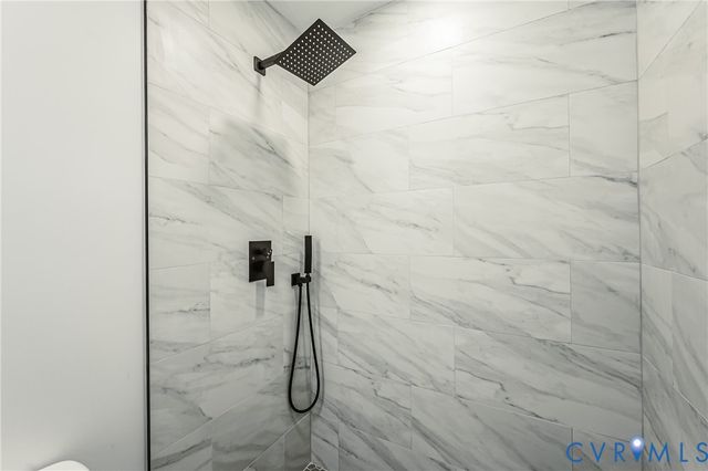 5354 Thornington Dr, North Chesterfield, VA 23237