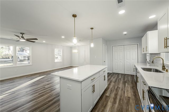 5354 Thornington Dr, North Chesterfield, VA 23237