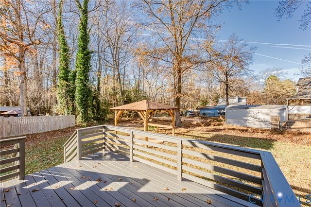 5354 Thornington Dr, North Chesterfield, VA 23237