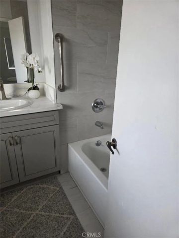 15205 S Budlong 1, Gardena, CA 90247