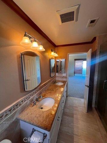 301 Diamond B, Redondo Beach, CA 90277